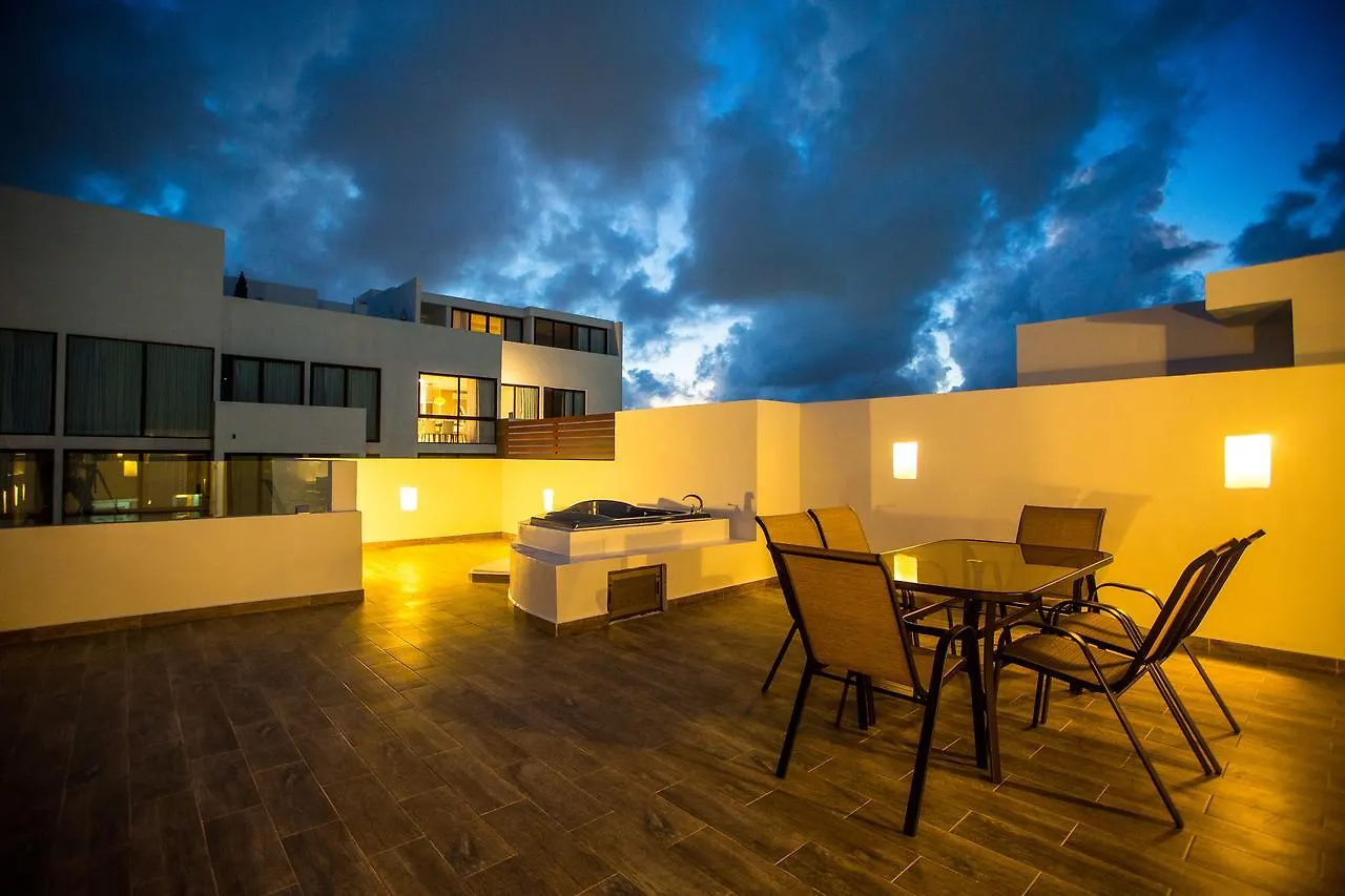 Condominio Paraiso Magico Playa del Carmen 0*,